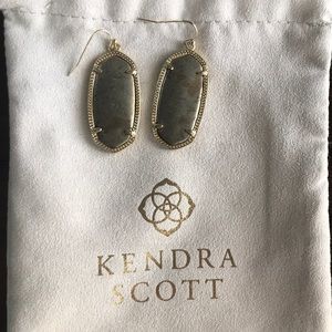 Kendra Scott Elle earrings. Gold with Pyrite stone